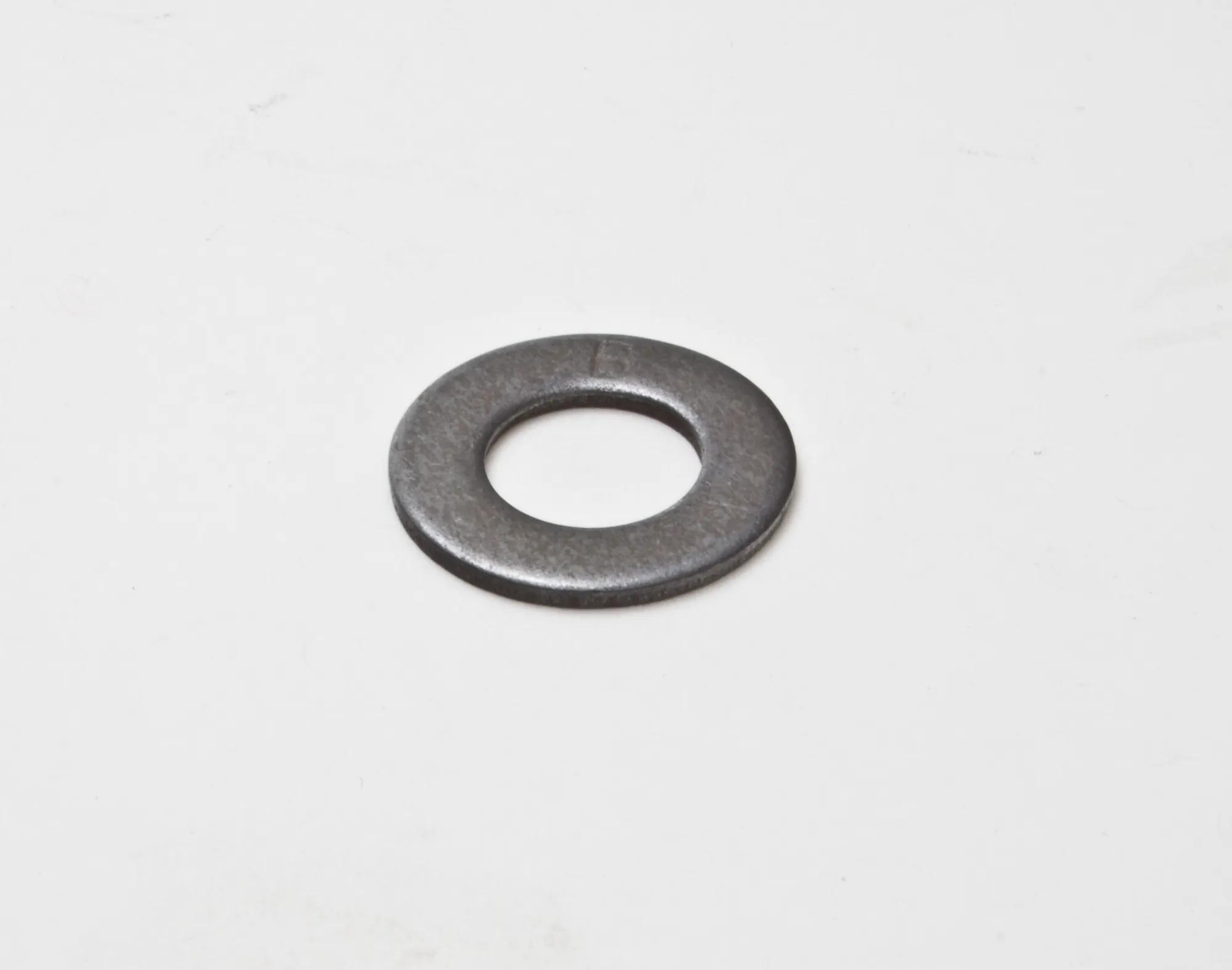 5/8" Grade 8 (SAE) Plain Alloy Steel Flat Washer - 50 Pack