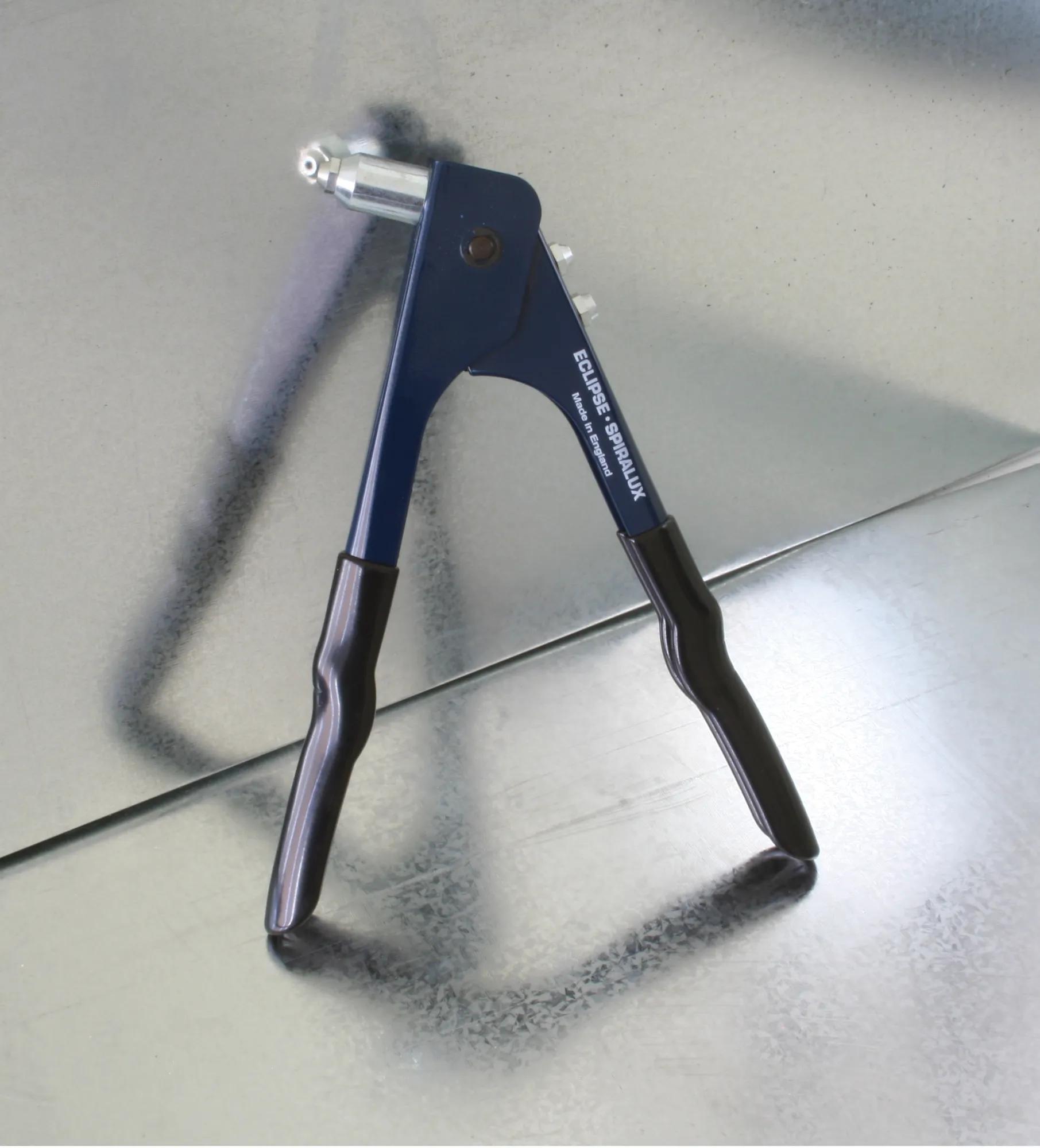 Avex Rivet Installation Tool